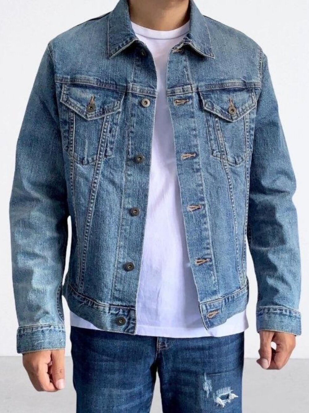 Uniqlo trucker denim jacket blue unisex size M